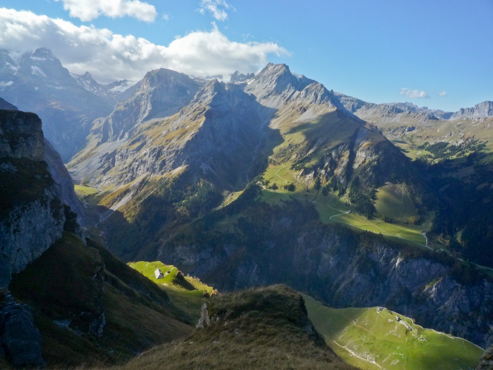 Hier zie je de Alpen, maar hoe zijn deze bergen ontstaan?