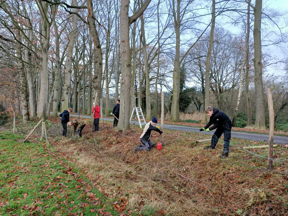 Plaatsen van een afrastering