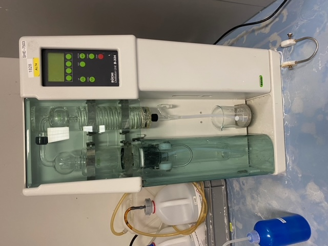 Foto van destillator in S3.36