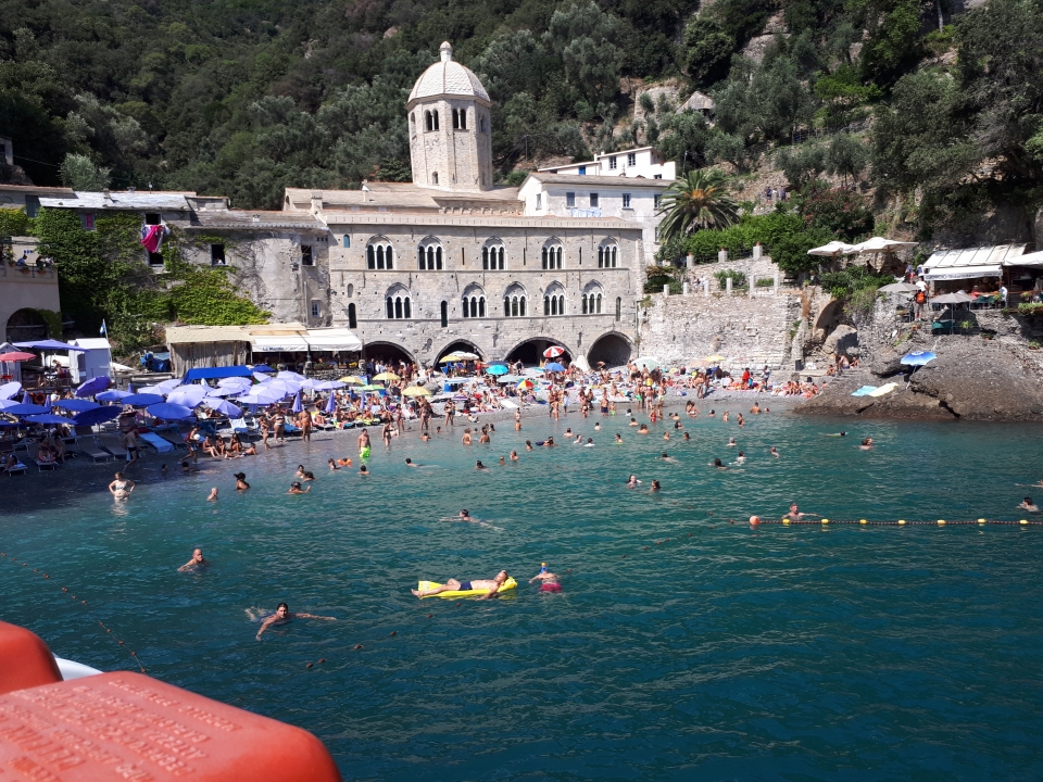 San Fruttuoso (Genua, Italë)