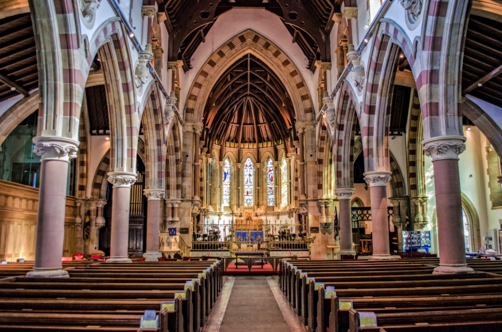 Interieur katholieke kerk