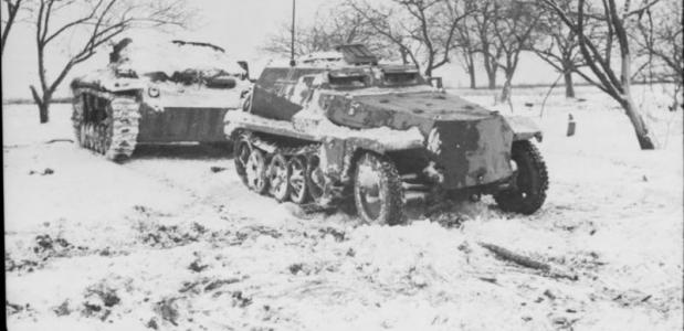 Bron 12: Tank in de sneeuw