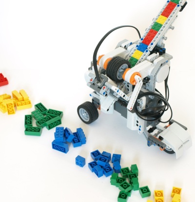 Hybride bloksotreerder, sorteert LEGO blokjes op kleur en afmeting