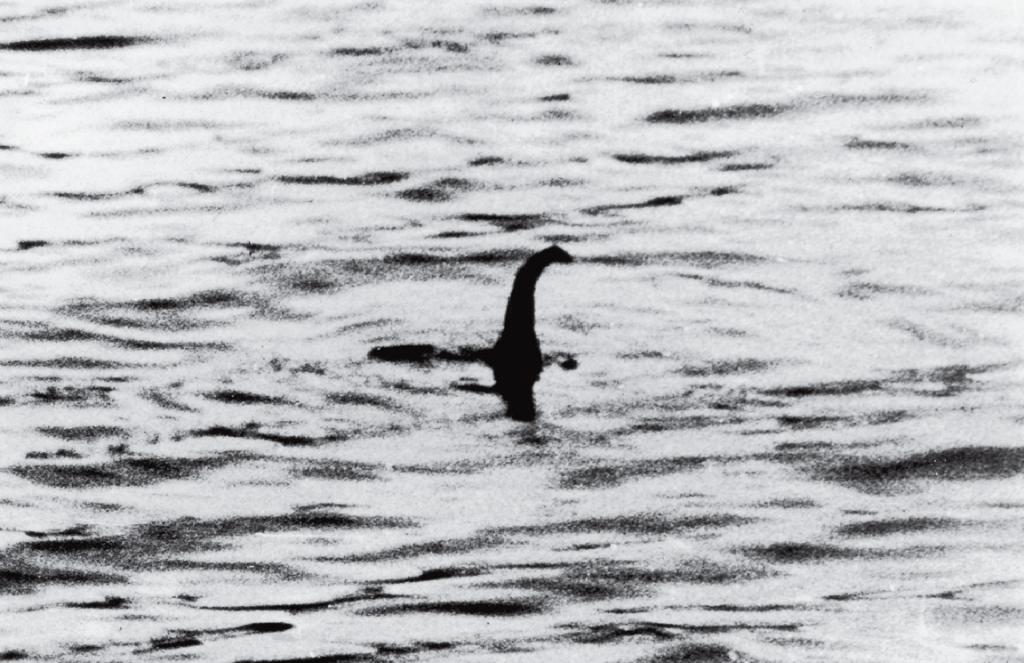 De eerste foto van 'Nessie' (1936)