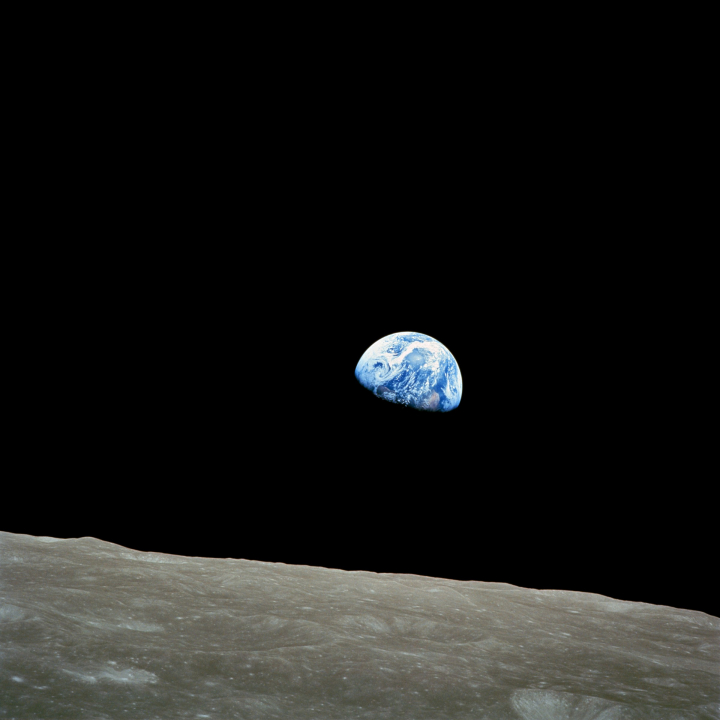 "Earthrise" , de eerste mooie foto van de aarde