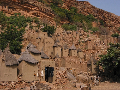 Een traditionele menselijke nederzetting: Bandiagara (Mali), Dogon-dorp. (flickr/TREEAID)