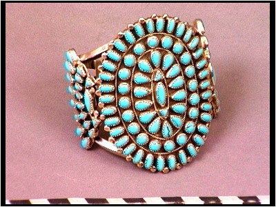 Zilveren armband van de Navajo, collectie Museum Volkenkunde