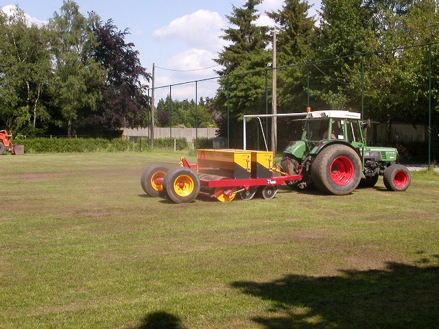 Doorzaaien sportveld